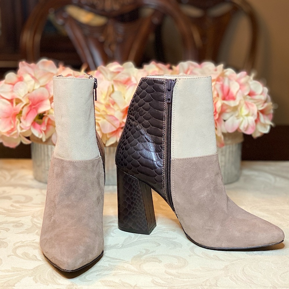 Chinese Laundry | Suede Leather Santorini Booties